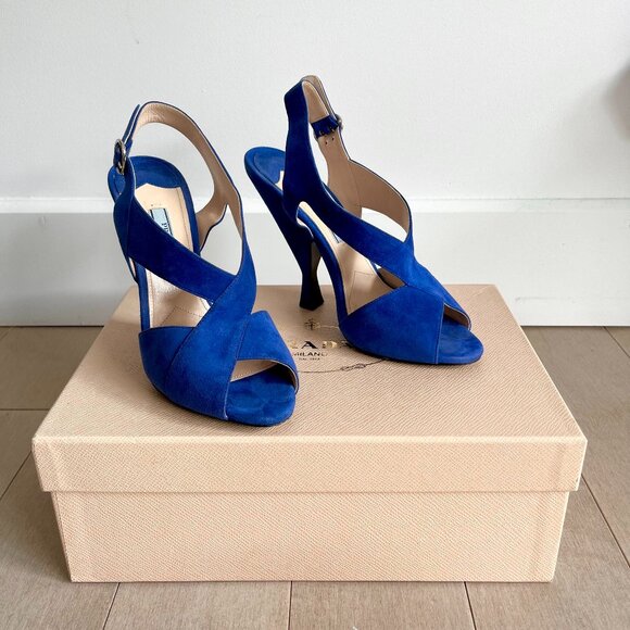 Prada Blue Velvet Heels w/ original box - Picture 5 of 13